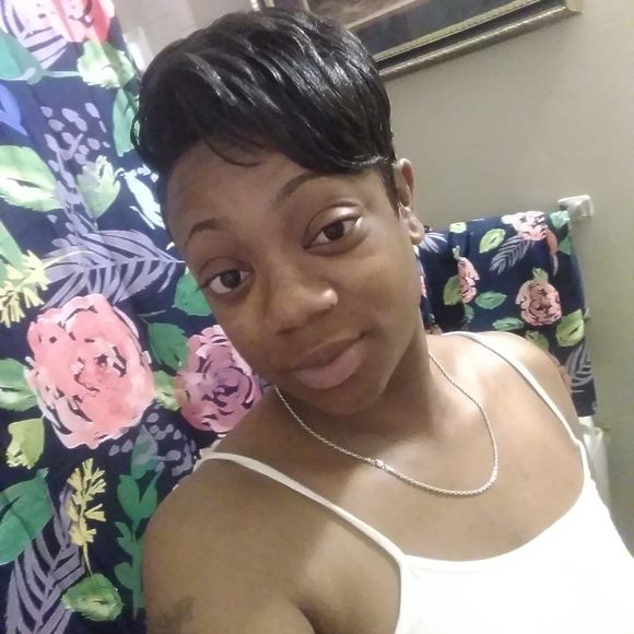 Meet your Posher, Jamesa - Picture 1 of 1